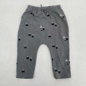 baby Gap Organically Grown Cotton Gray Mountain Print Pants size 6-12 months